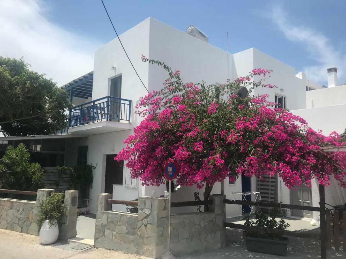 Kamara Rooms In Naousa Exteriér fotografie
